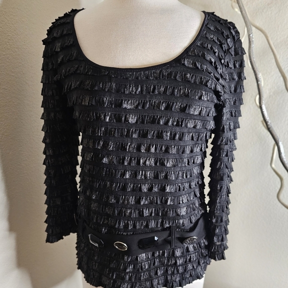 FRANK LYMAN LINED TIERED BLOUSE - Picture 1 of 5